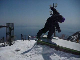 21106069_1598640155_97large.jpg