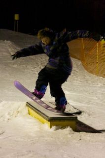 21106069_1598640174_165large.jpg